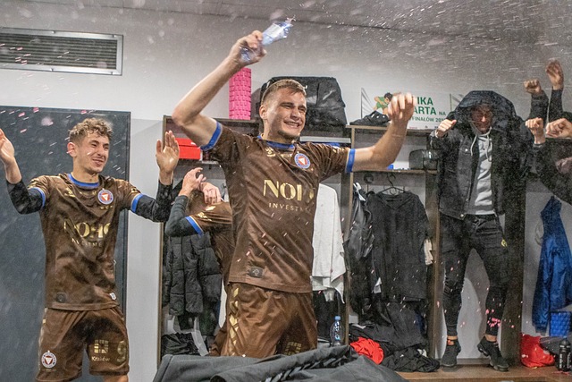 轻松战胜了 轻松战胜了